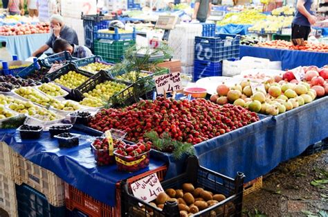 Базары и фермерские рынки: погрузитесь в атмосферу свежести и вкуса