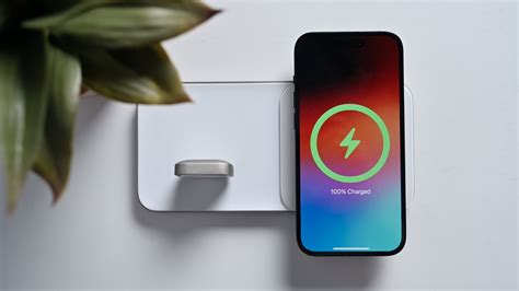 Быстрое питание iPhone XR с помощью Magsafe