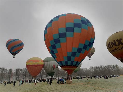 Варианты мест, где можно наполнить воздушные шары в Энгельсе