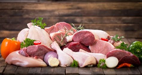 Введение сырого мяса в рацион питания вашей собаки