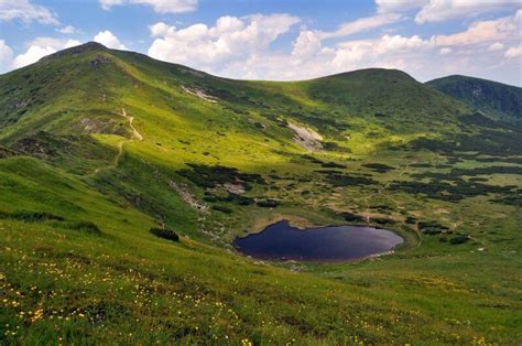 Весенние предложения для приключений в горах Карпат