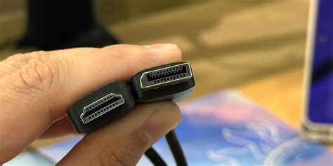 Влияние неправильной установки кабеля DisplayPort