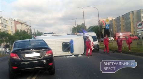 Выбор между перевозкой больного автомобилем скорой помощи и самолетом