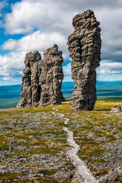 Геологический памятник "Домское плато": красота археологических образований