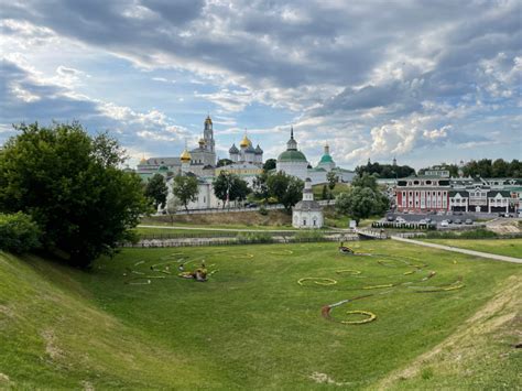 Город Золотого Кольца: яркие краски осеннего картинного покрова