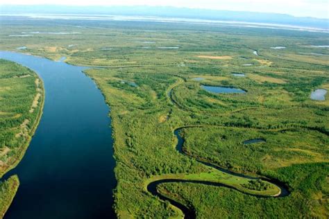 Историческая ценность реки Лена и ее роль в развитии Сибири