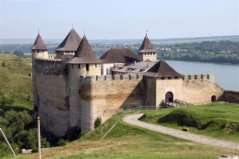 Исторические парки и замки Твери