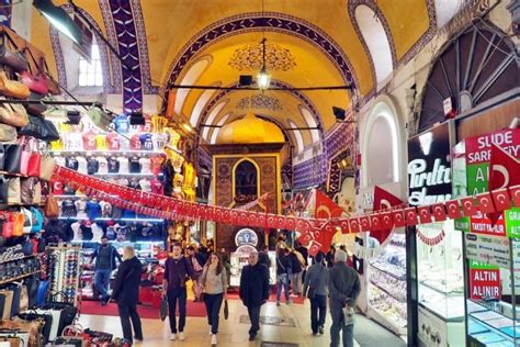 Исторический Базар Капалычарши: почувствуйте атмосферу восточного рынка