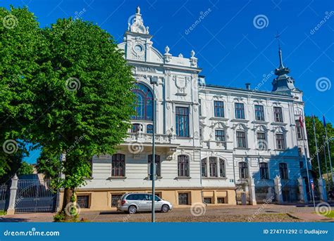 Исторический обрамление