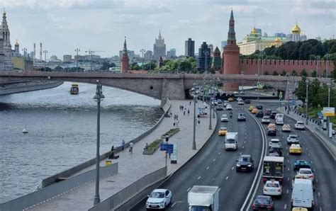 Культурная столица России: Москва в октябре с теплой погодой и разнообразными развлечениями