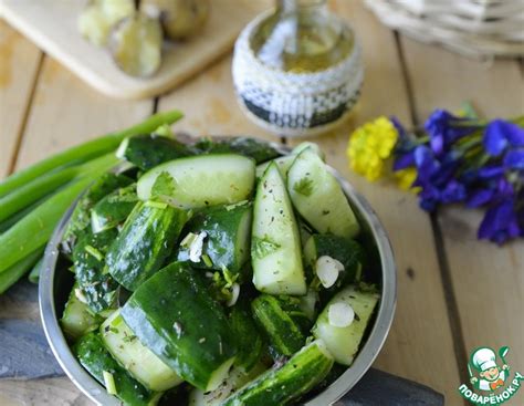 Маринованные огурцы с дыней и мятой