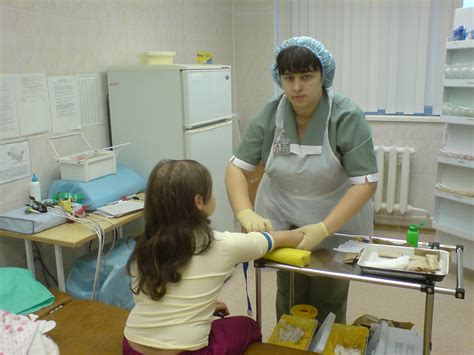 Медицинские организации и аптеки: помощники в обеспечении индивидуальной безопасности
