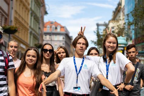 Международное сотрудничество вуза: опыт обмена студентами и преподавателями