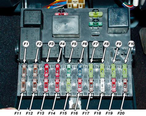 Местоположение предохранителя магнитолы в автомобиле ВАЗ 2107