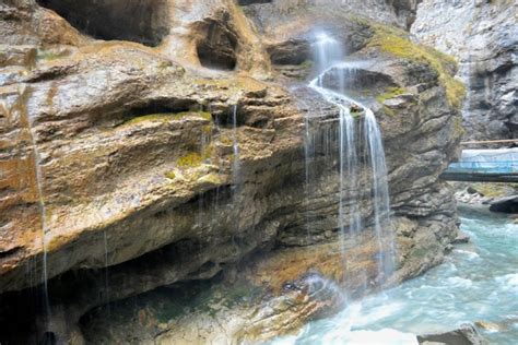 Место нахождения водопада и его географические особенности