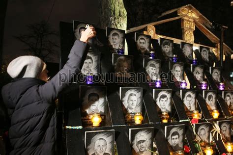 Многовековая практика установки символического знака на покойниковой гробнице