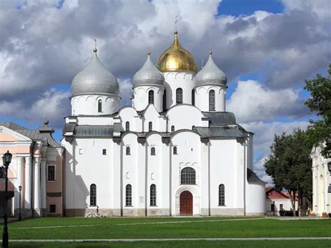 Незабываемый опыт путешествия в сердце Новгорода