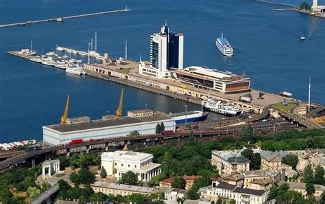 Одесса - город, знаменитый своими красавицами и мастерами искусства красоты