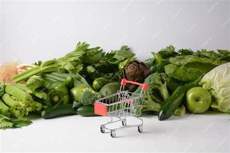 Оптимальные дни для выгодных покупок свежих продуктов: как правильно планировать покупки