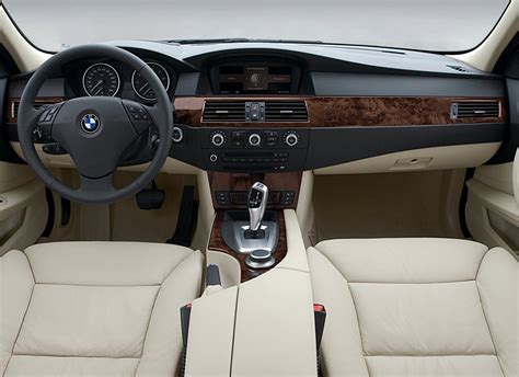 Основные особенности и функции иллюминатора автомобиля BMW E60