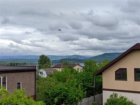 Погода в столице: солнечный день с переменной облачностью