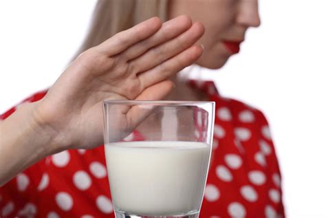 Правила употребления молочного продукта при недомогании и повышенной температуре