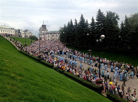 Празднование дня рождения Пресвятой Богородицы