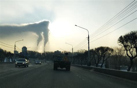 Промышленное производство и выбросы загрязняющих веществ