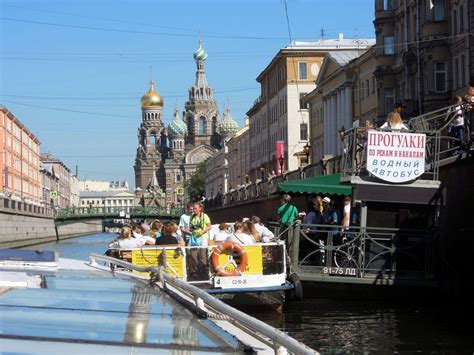 Прыжки на воду: захватывающее приключение вдоль рек и каналов