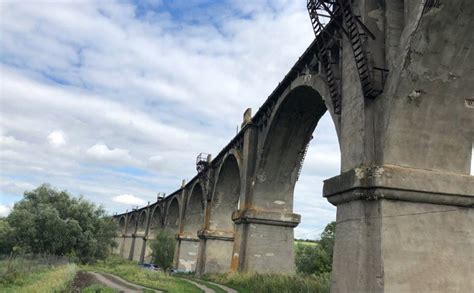 Расположение Мокринского моста в живописной природной зоне