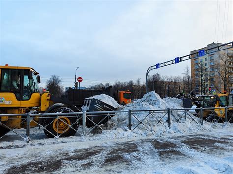 Роль городских служб в обеспечении безопасности тротуаров и устранении выемок