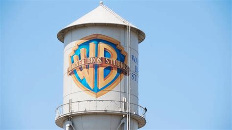 Секреты студии «Warner Bros»: суть процесса перенесения книги на экран
