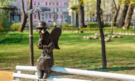 Символ памяти на скамейке: отражение потерянных эпизодов