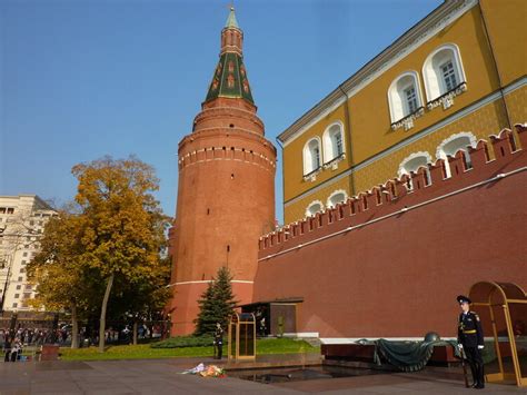 Тайны и находки подземелья волшебной башни, где сокрыта силовая энергия
