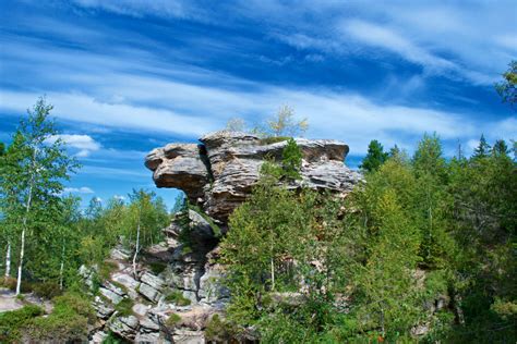 Уединенные тропы и живописные маршруты в Уральских горах