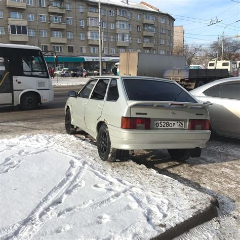 У Витрувия в Крепости Серечье - вариант для обмена ценными камнями у Вампиров