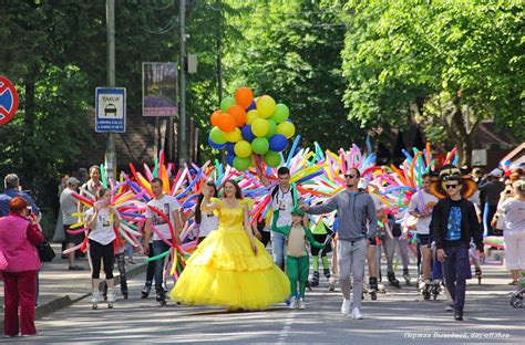 Фестивали и городские праздники в стиле юбилея