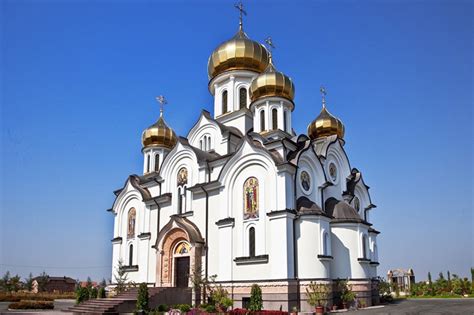 Церковь во сне: символика и смысл этого сновидения