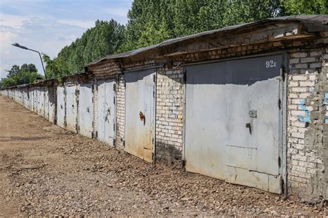 Частные гаражи: альтернатива публичной парковке