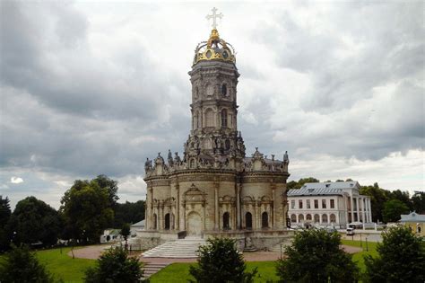  Захватывающие исторические локации в окрестностях родного престола Петра I 