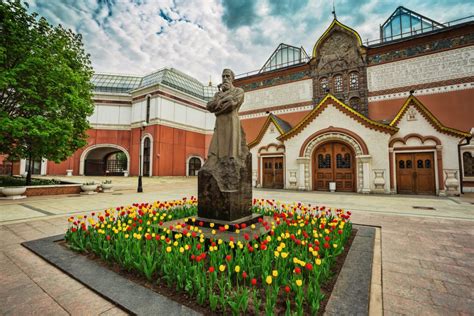  Третьяковская галерея в современном обществе: центр культурных событий и выставок 