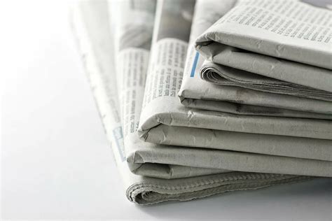 Используйте газетную бумагу для полировки