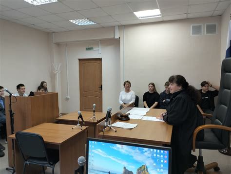 По судебному участку
