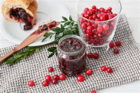Приготовление варенья из брусники
