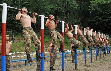 Тренировка и наем солдат