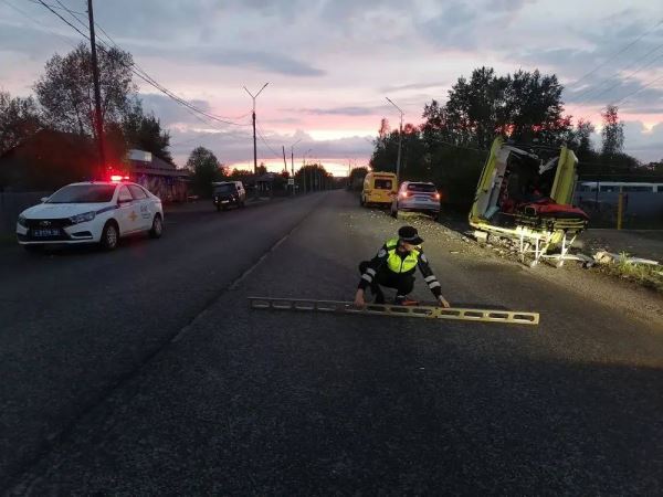 В ДТП со скорой погибла пациентка (ФОТО)