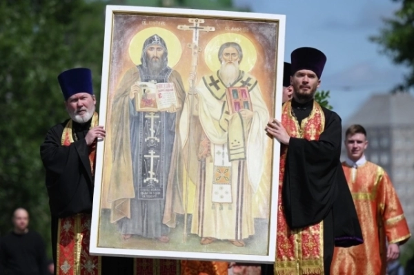 В РФ отмечают день Кирилла и Мефодия: запреты и важные дела в этот день