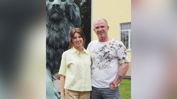 Родилась девочка: Виктор Рыбин и Наталья Сенчукова объявили о пополнении в семье
