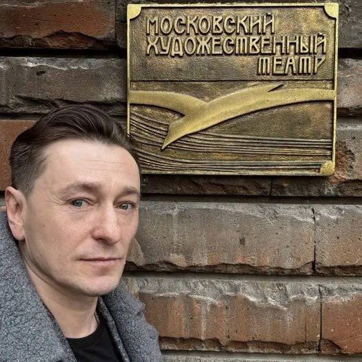 Сергей Безруков назвал плачевным состояние МХАТа после многолетнего ремонта