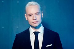 SHAMAN выпустил клип «Россия — мама» с «поющими иноагентами»